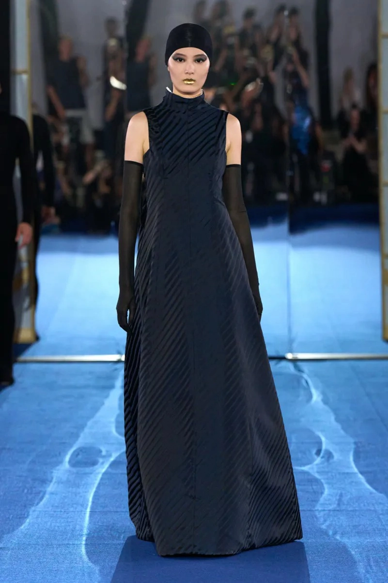 Alexis Mabille Fall 2026 Couture Brings The Hidden Details To The Surface