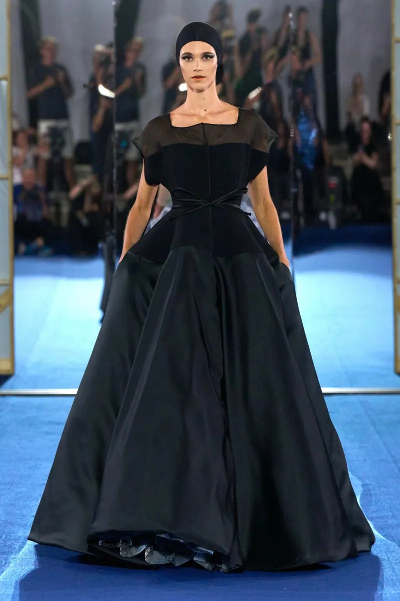 Alexis Mabille Fall 2026 Couture Brings The Hidden Details To The Surface