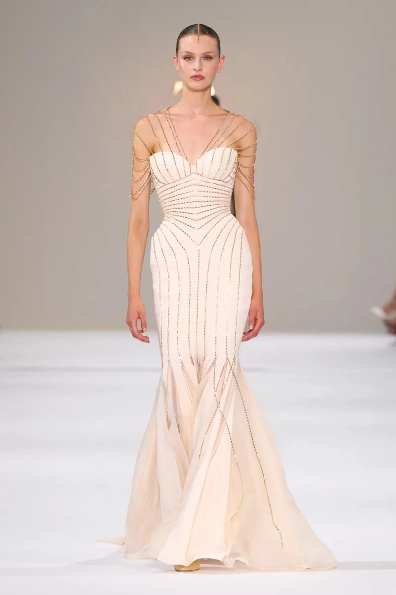 Tamara Ralph Fall 2026 Couture Makes Every Gown Feel Like Fine Jewelry