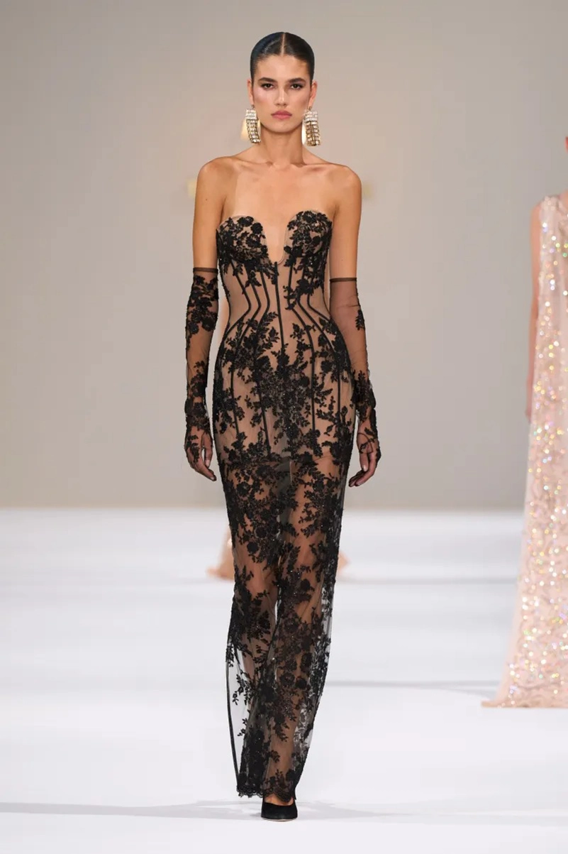 Tamara Ralph Fall 2026 Couture Makes Every Gown Feel Like Fine Jewelry