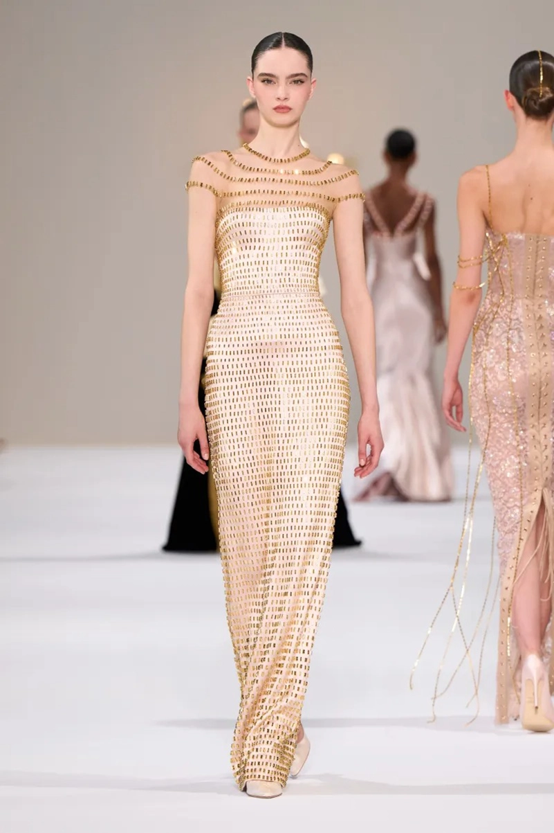 Tamara Ralph Fall 2026 Couture Makes Every Gown Feel Like Fine Jewelry