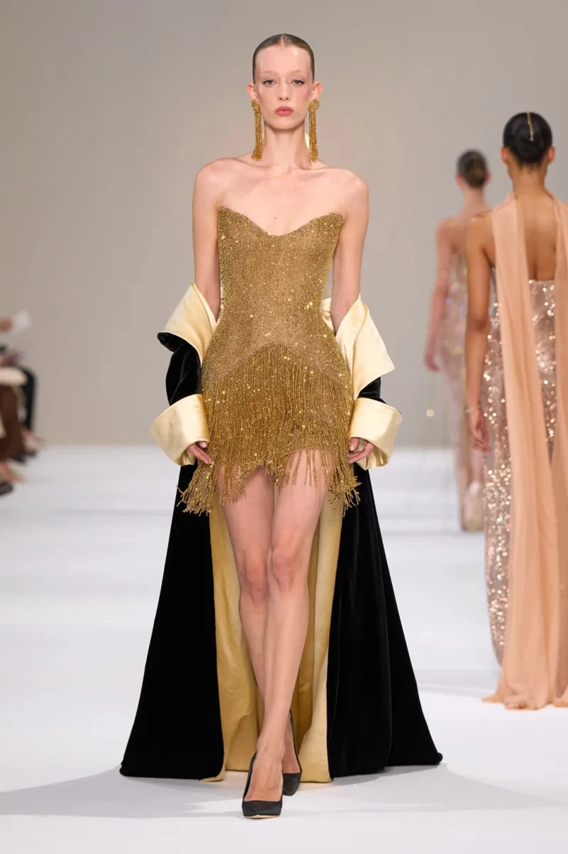 Tamara Ralph Fall 2026 Couture Makes Every Gown Feel Like Fine Jewelry