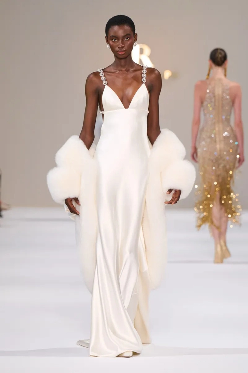 Tamara Ralph Fall 2026 Couture Makes Every Gown Feel Like Fine Jewelry