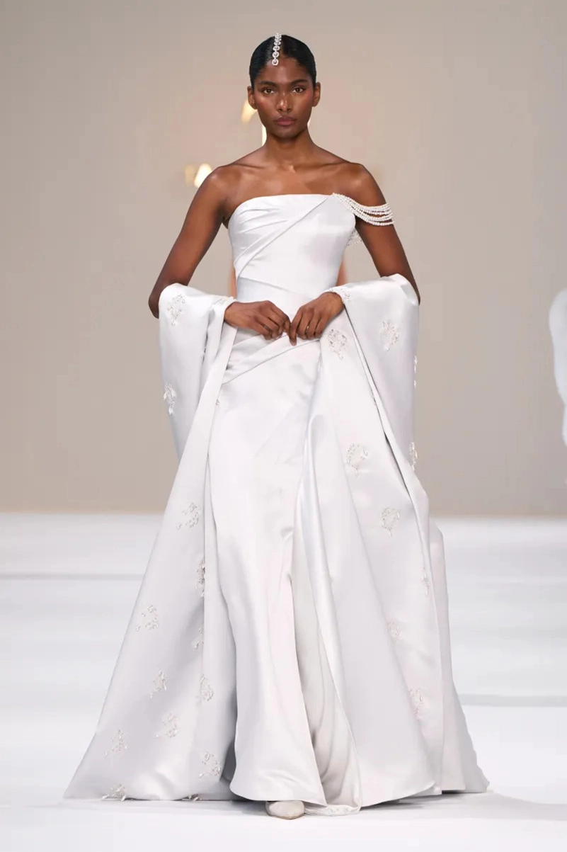 Tamara Ralph Fall 2026 Couture Makes Every Gown Feel Like Fine Jewelry