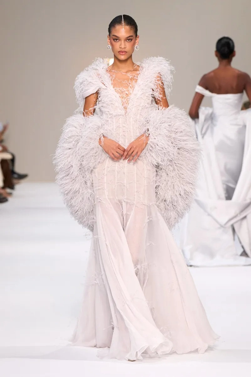Tamara Ralph Fall 2026 Couture Makes Every Gown Feel Like Fine Jewelry