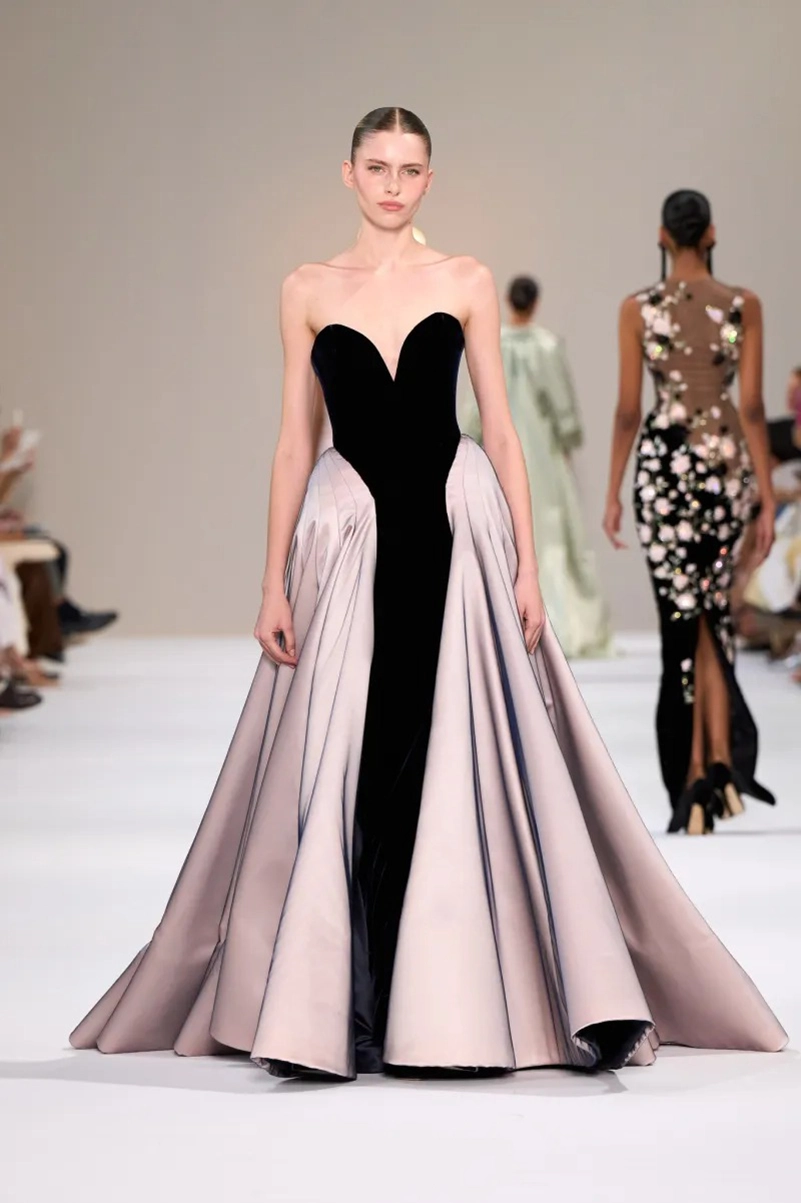 Tamara Ralph Fall 2026 Couture Makes Every Gown Feel Like Fine Jewelry