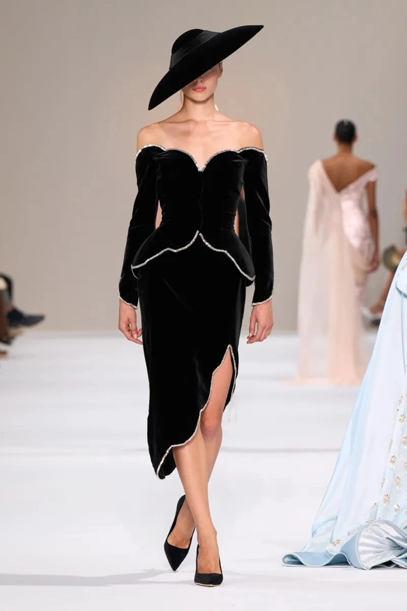 Tamara Ralph Fall 2026 Couture Makes Every Gown Feel Like Fine Jewelry