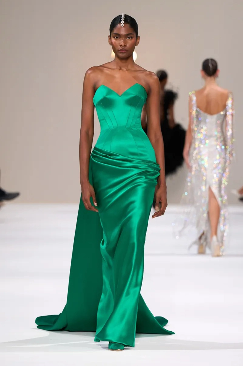 Tamara Ralph Fall 2026 Couture Makes Every Gown Feel Like Fine Jewelry