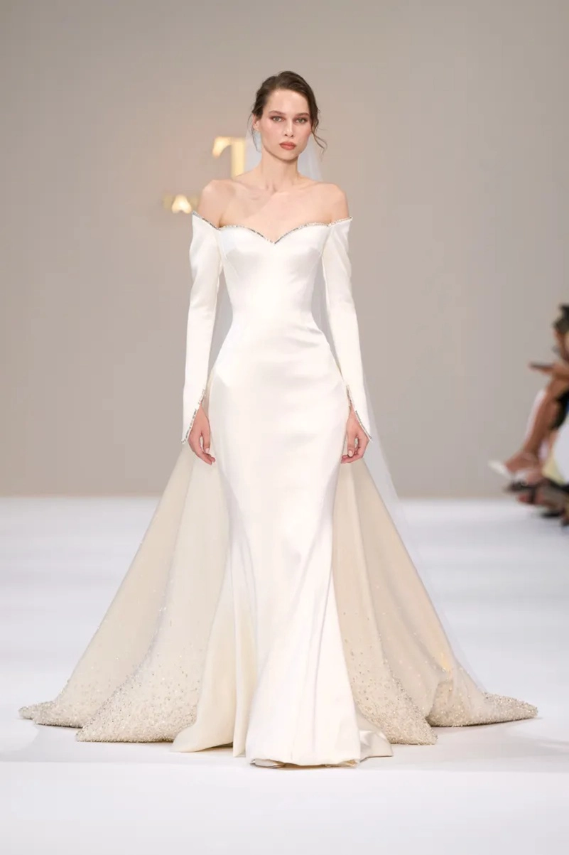 Tamara Ralph Fall 2026 Couture Makes Every Gown Feel Like Fine Jewelry