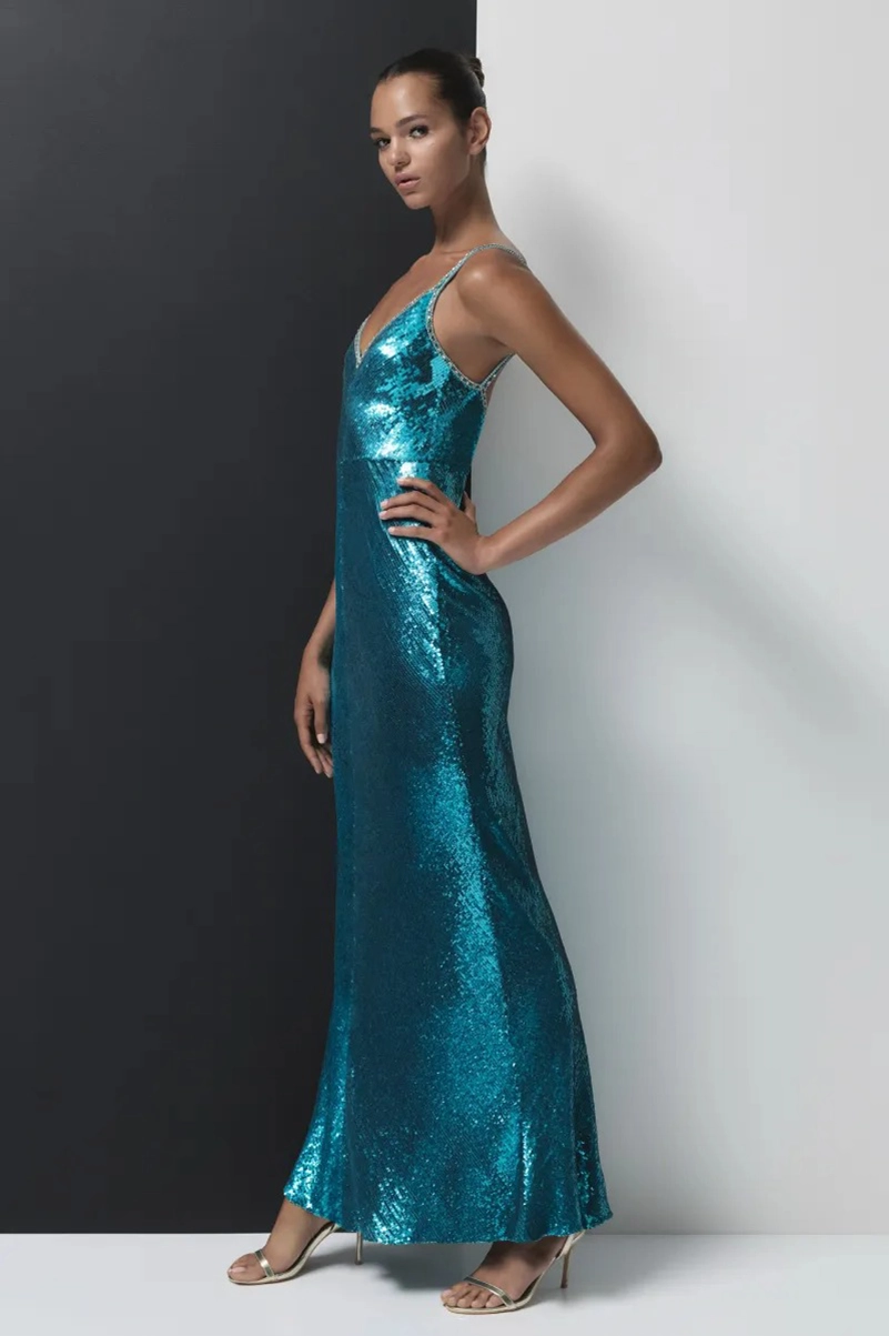 Jenny Packham Resort 2027 Pushes Glamour Past Midnight