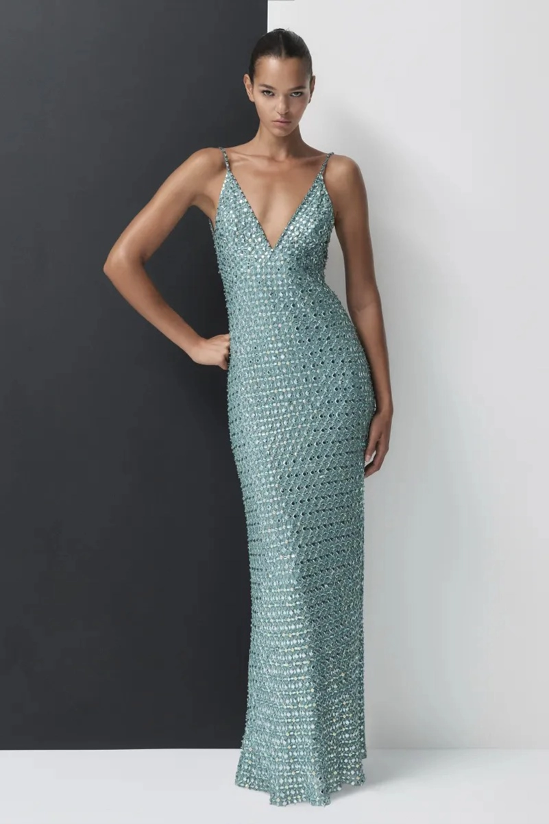 Jenny Packham Resort 2027 Pushes Glamour Past Midnight