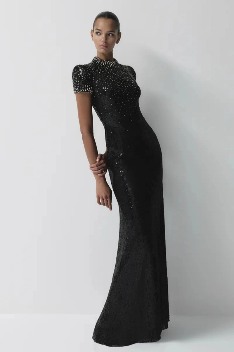 Jenny Packham Resort 2027 Pushes Glamour Past Midnight