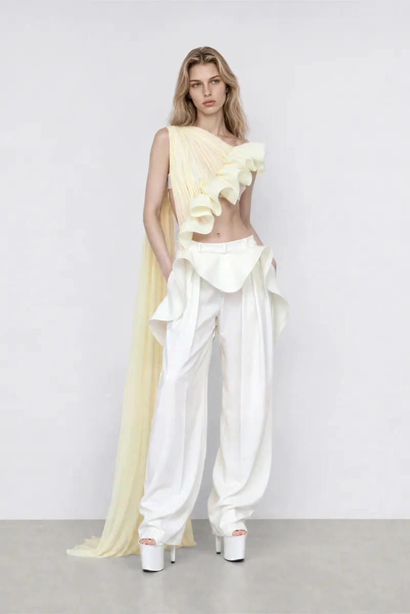 David Koma Resort 2027 Takes Sensual Dressing Into The Digital Age
