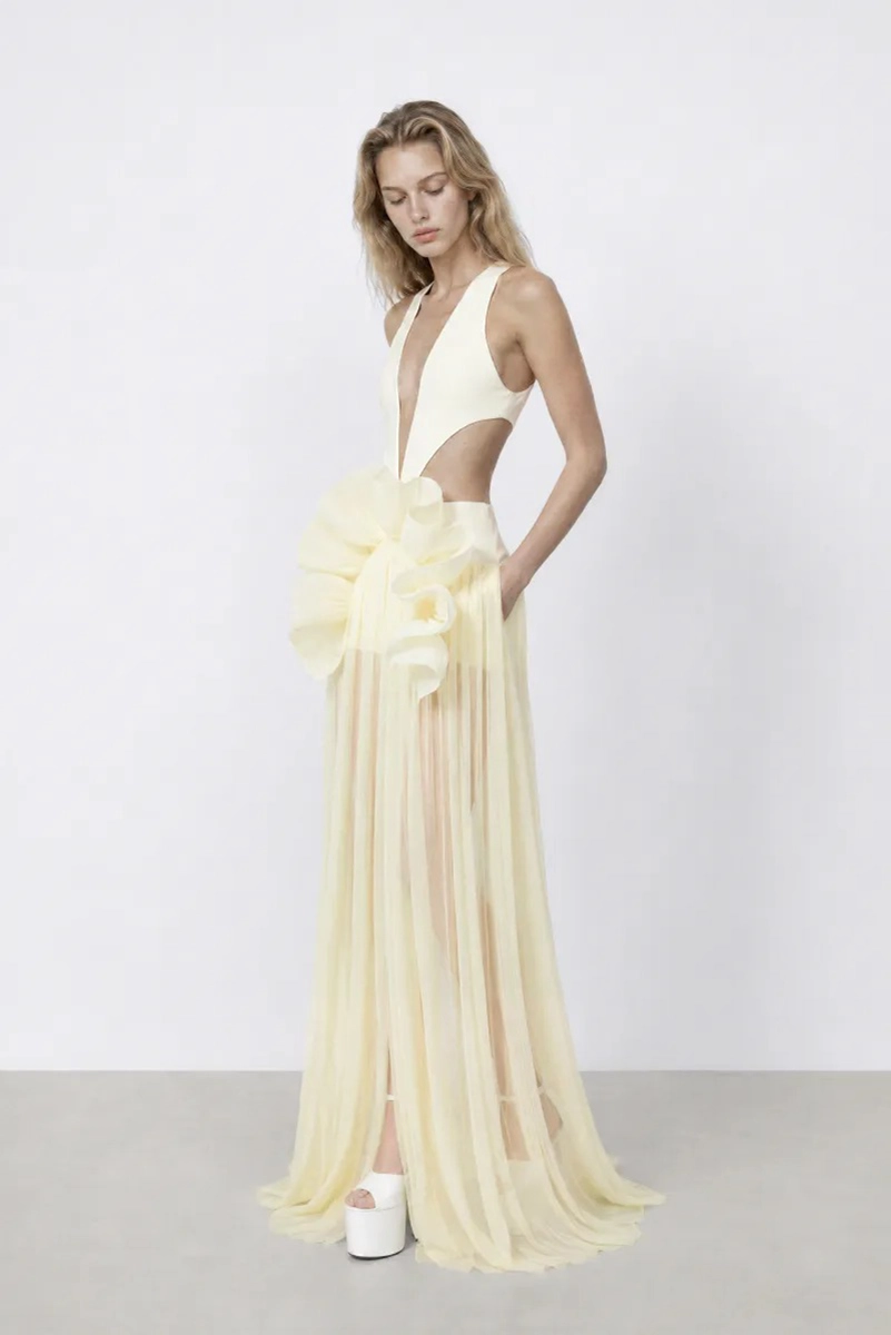 David Koma Resort 2027 Takes Sensual Dressing Into The Digital Age