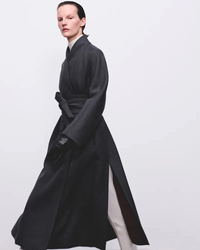 Max Mara Atelier Fall 2026 Gives Outerwear The Couture Treatment