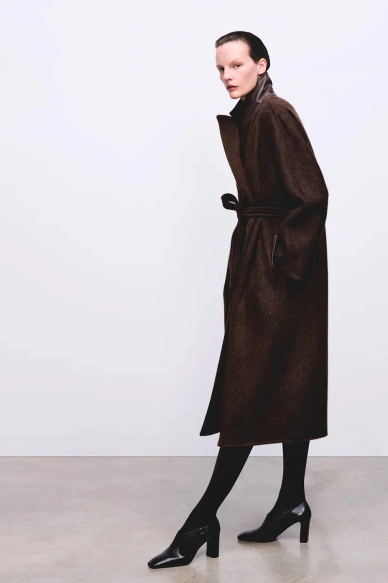 Max Mara Atelier Fall 2026 Gives Outerwear The Couture Treatment