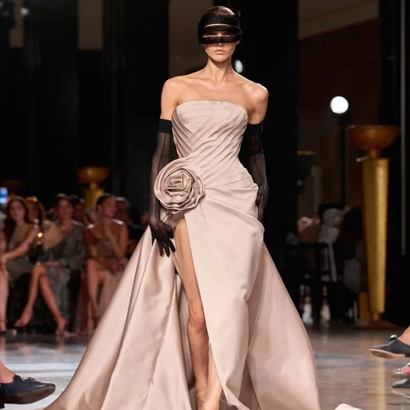 Elie Saab Fall 2026 Couture Goes Big On Midnight Glamour