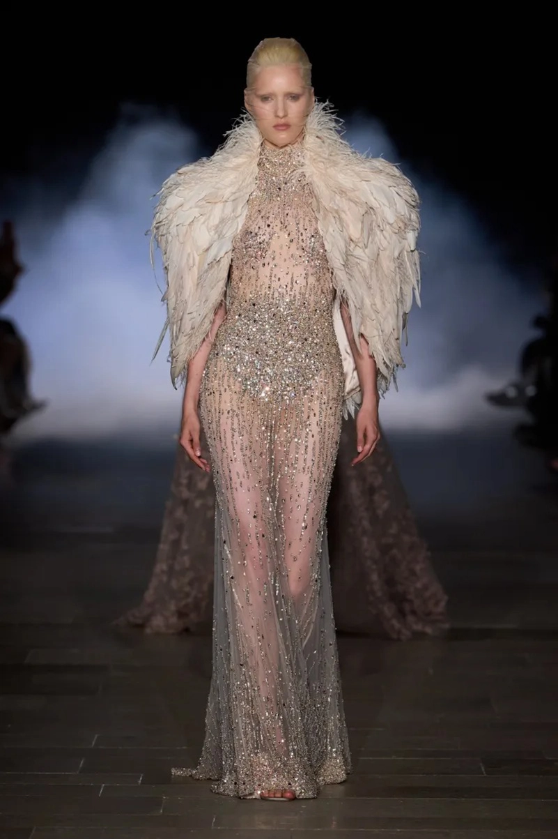 Zuhair Murad Fall 2026 Couture Finds Strength Between Shadow And Light