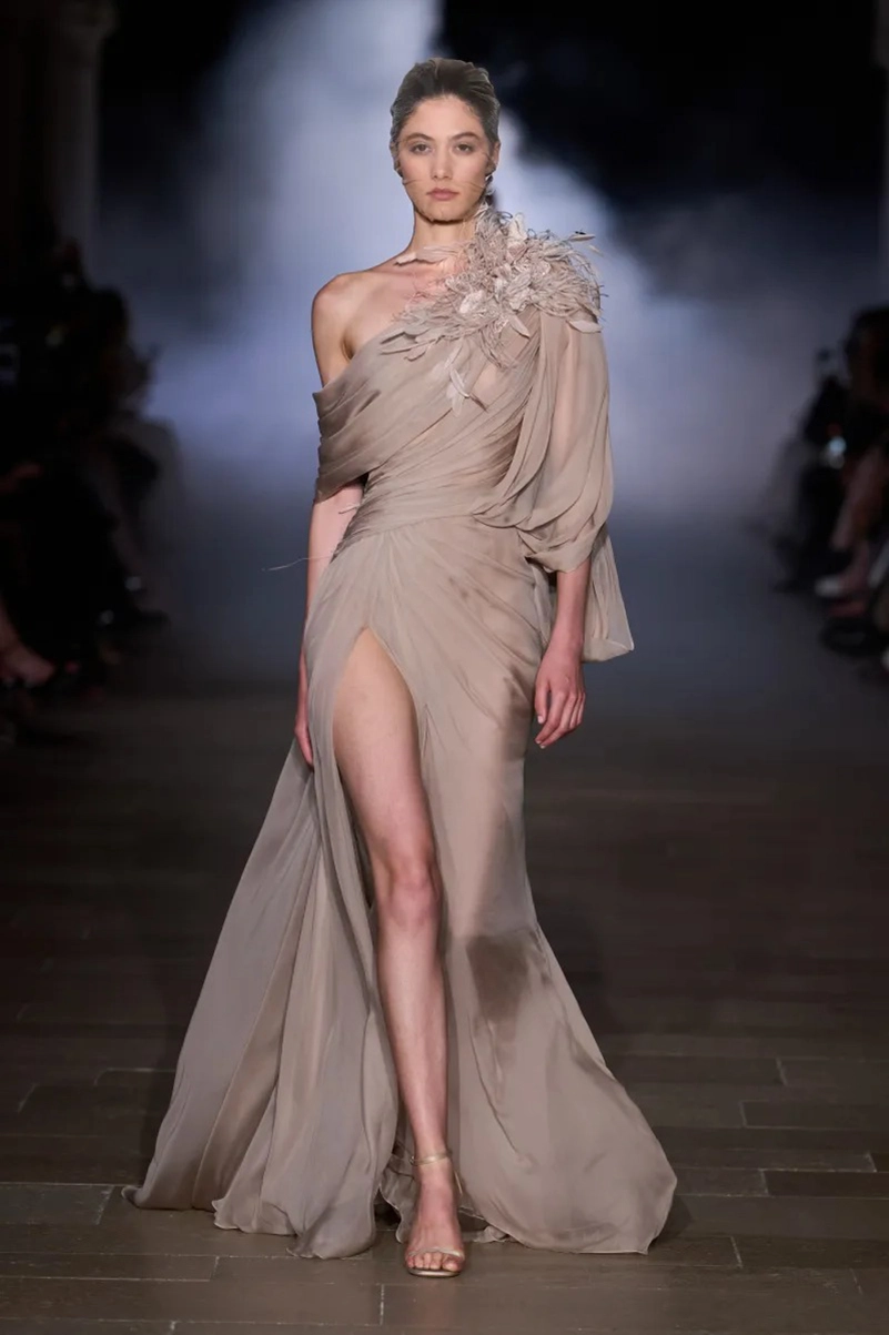 Zuhair Murad Fall 2026 Couture Finds Strength Between Shadow And Light