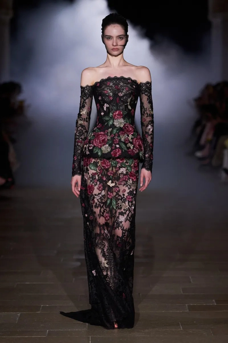 Zuhair Murad Fall 2026 Couture Finds Strength Between Shadow And Light