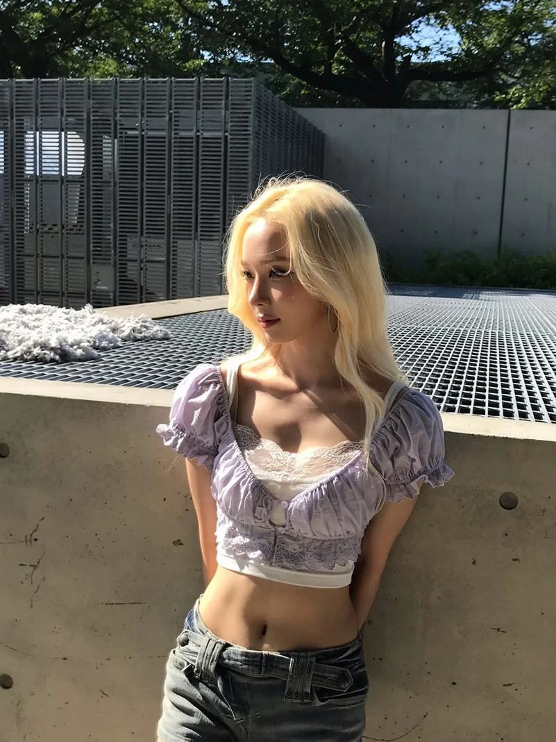 Winter's Lace Top And Denim Shorts Nail Romantic Y2K Style