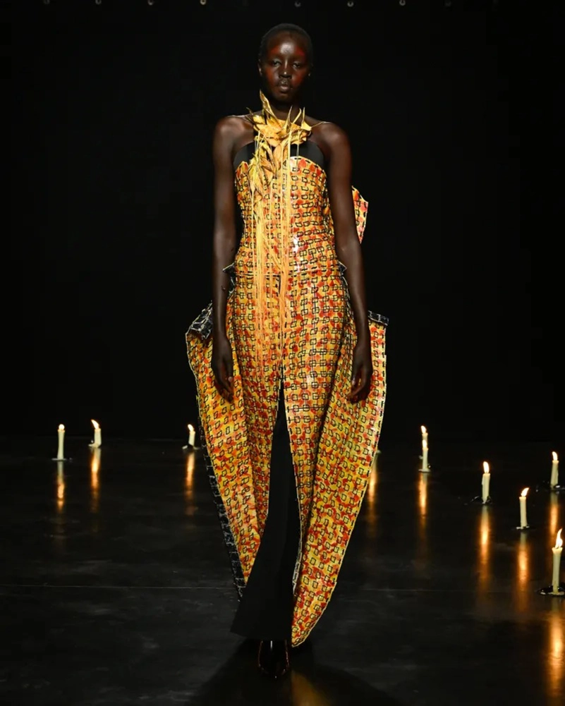 Yuima Nakazato Fall 2026 Couture Moves Between Water And Fire