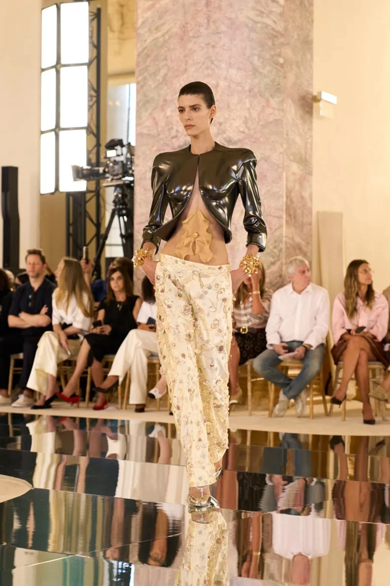 Schiaparelli Fall 2026 Couture Makes Surreal Dressing Feel Newly Relevant