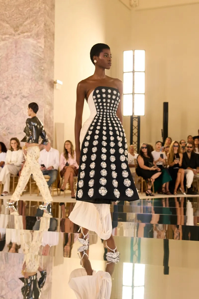 Schiaparelli Fall 2026 Couture Makes Surreal Dressing Feel Newly Relevant