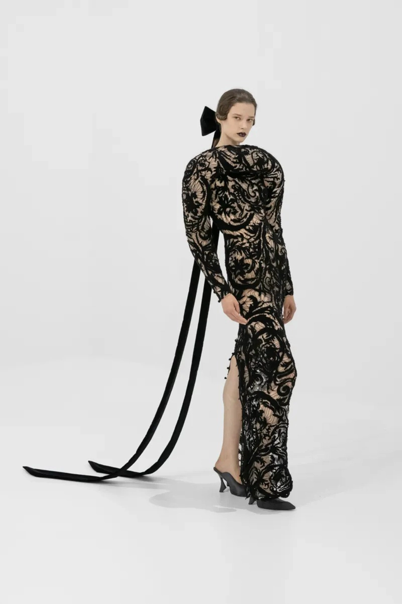 Jean Paul Gaultier Fall 2026 Couture Turns Volume Into a Power Move