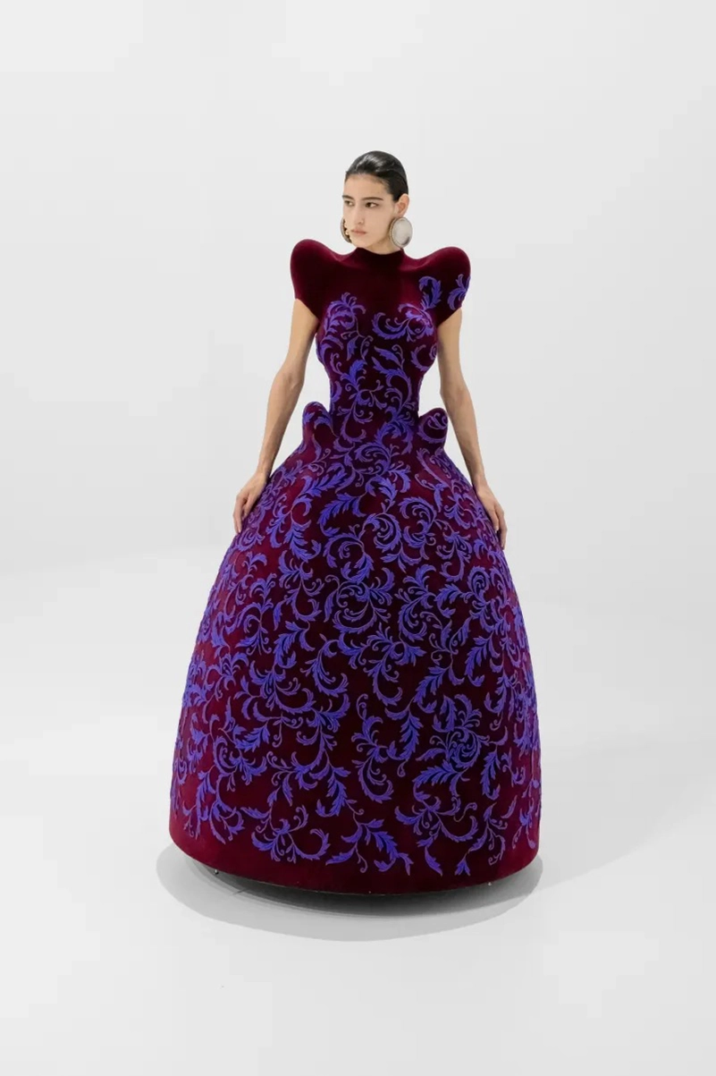 Jean Paul Gaultier Fall 2026 Couture Turns Volume Into a Power Move