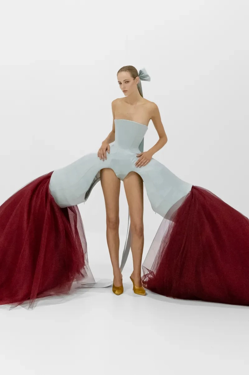 Jean Paul Gaultier Fall 2026 Couture Turns Volume Into a Power Move