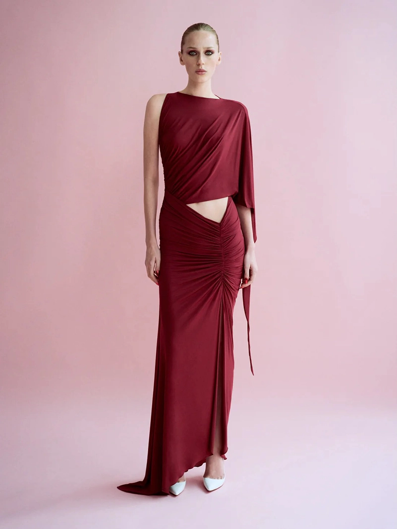 Alex Perry Spring 2026 Cuts Glamour Close To The Body