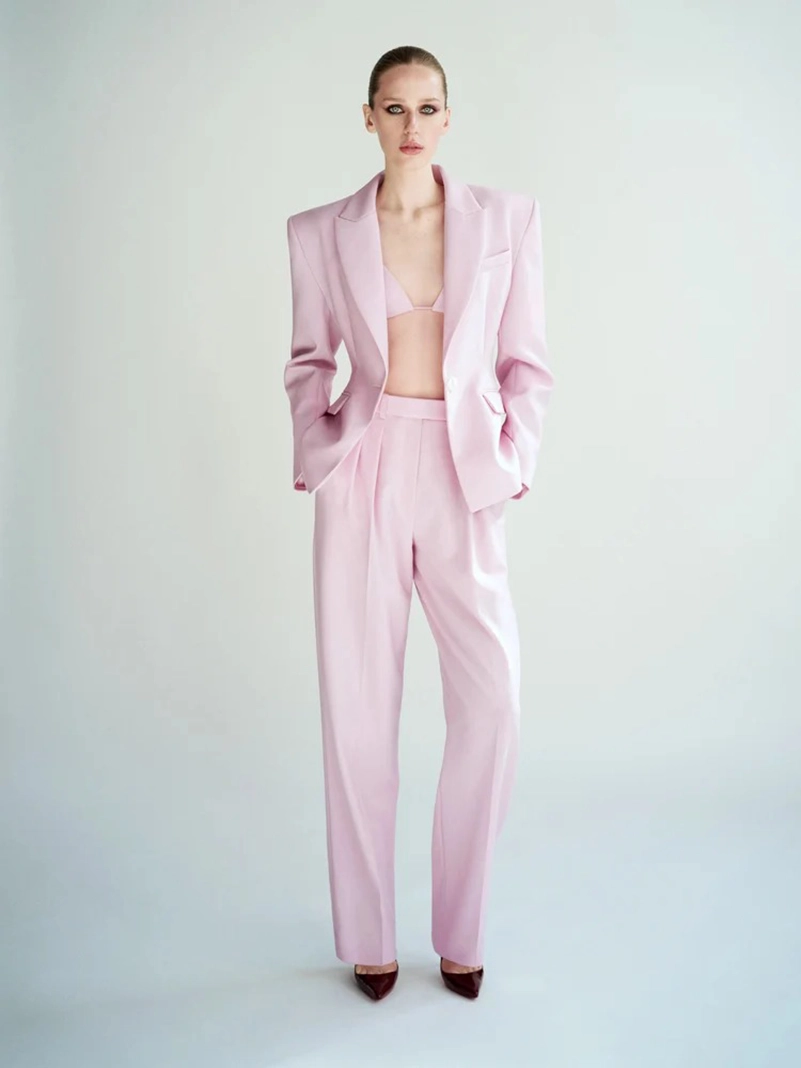 Alex Perry Spring 2026 Cuts Glamour Close To The Body