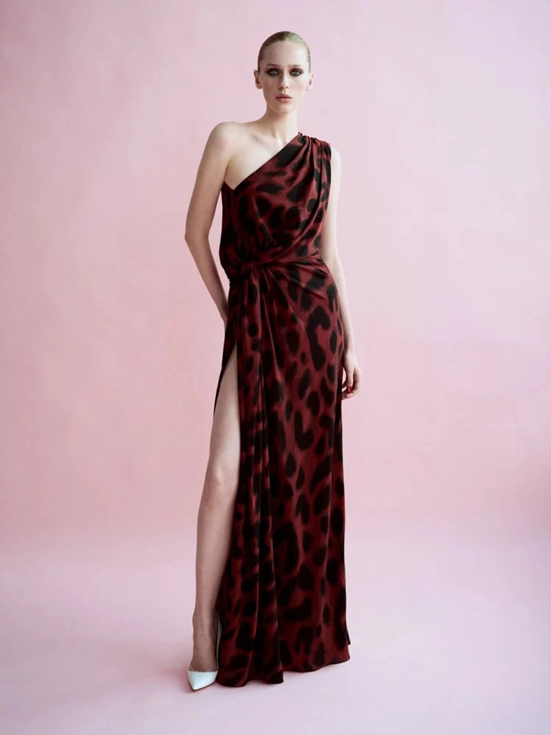 Alex Perry Spring 2026 Cuts Glamour Close To The Body