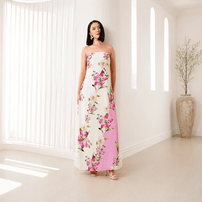 Yumi Kim Vacation Outfits Bring Florals Beyond The Beach
