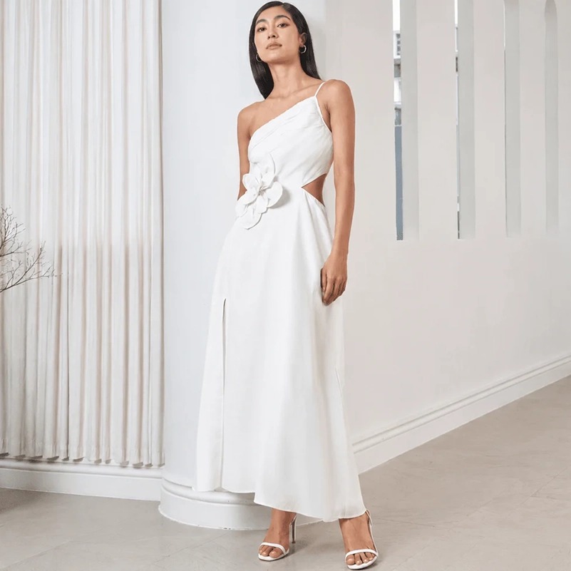 Yumi Kim Vacation Outfits Bring Florals Beyond The Beach