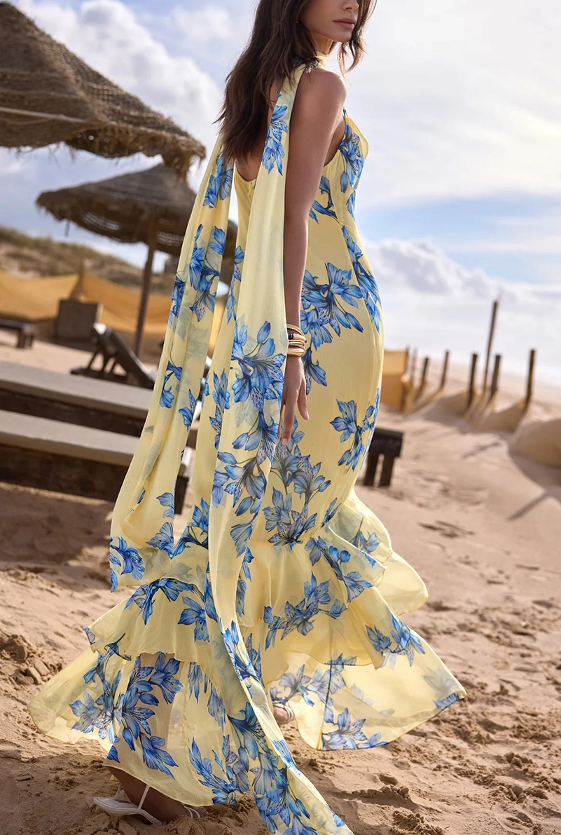 Rococo Sand Makes Vacation Dressing An All-Day Affair