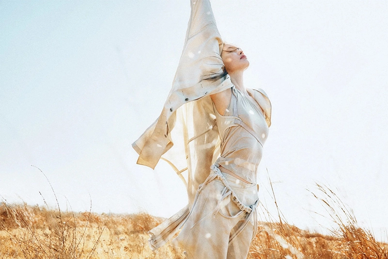 Hyein Seo Ss26 Windward Lets The Coast Shape The Clothes