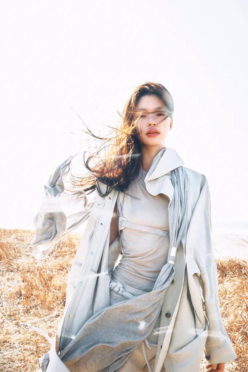 Hyein Seo Ss26 Windward Lets The Coast Shape The Clothes