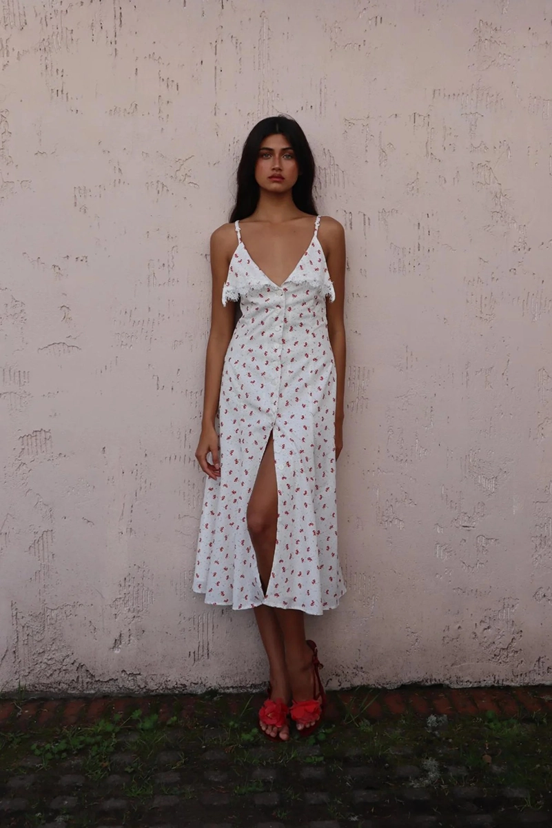 Fait Par Foutch Dresses Like A Drawer Full Of Vintage Keepsakes