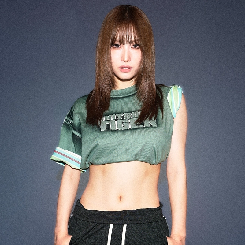 Twice’s Momo Takes Onitsuka Tiger Denivita Into Fall 2026