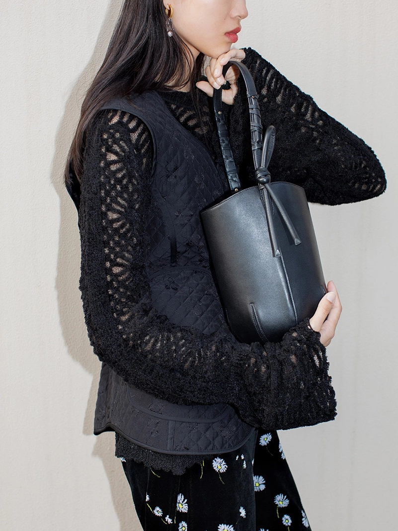 Mame Kurogouchi Fall Winter 2026 Dresses For Life Between Tokyo And The Mountains