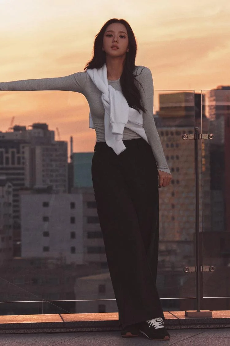 Alo Reunites With Jisoo For Its Fall 2026 Campaign