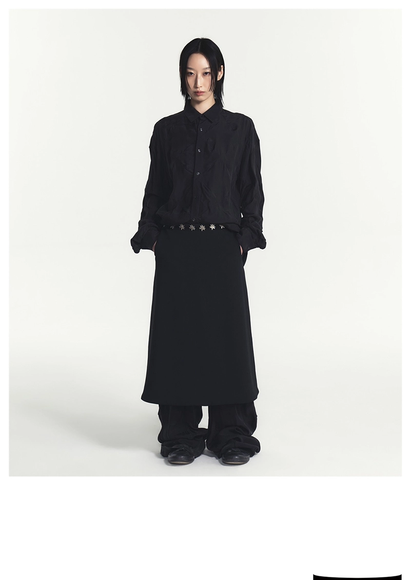 Hankim Aw26 Edelweiss Gives Dark Dressing A Delicate Counterpoint