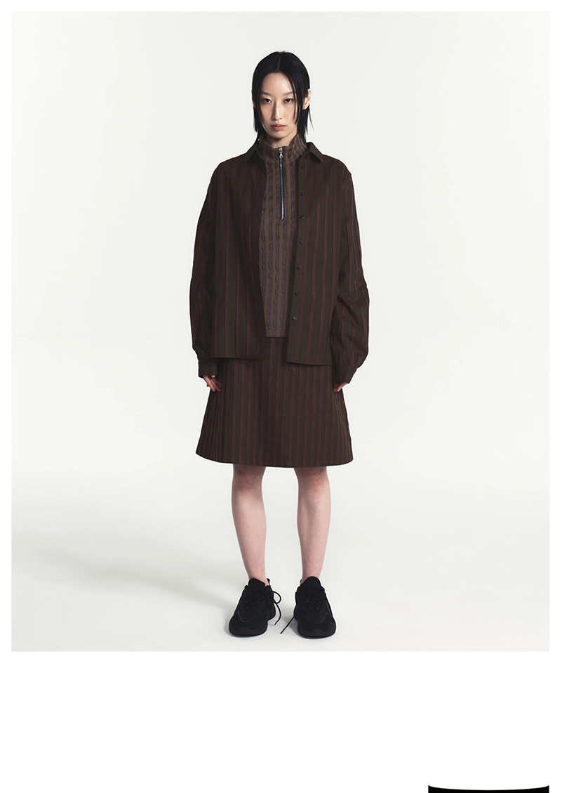Hankim Aw26 Edelweiss Gives Dark Dressing A Delicate Counterpoint