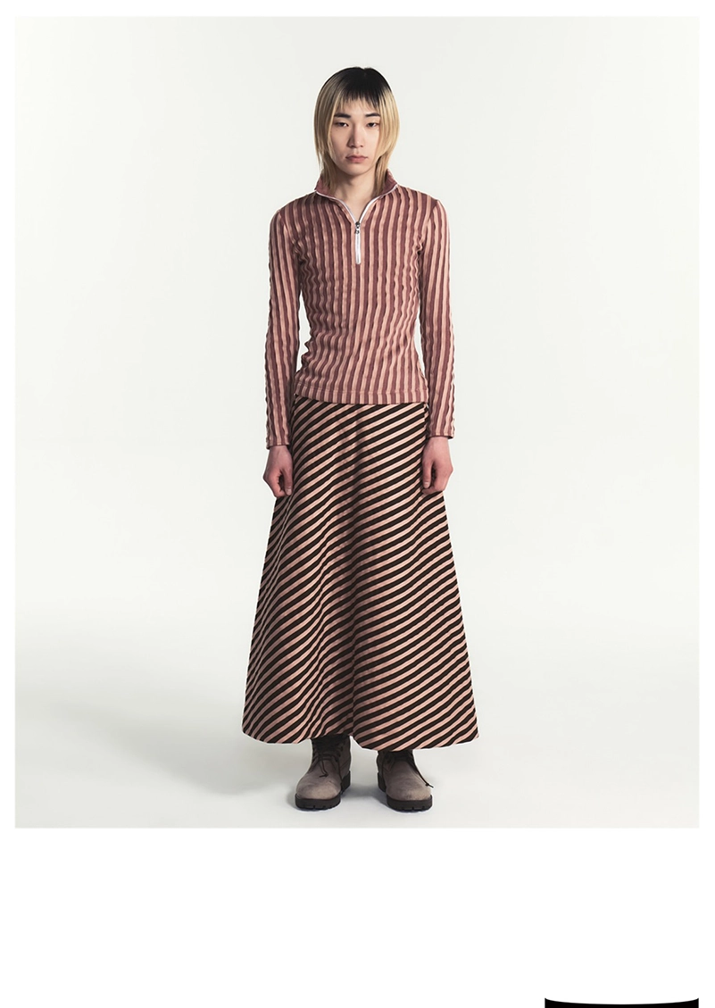 Hankim Aw26 Edelweiss Gives Dark Dressing A Delicate Counterpoint