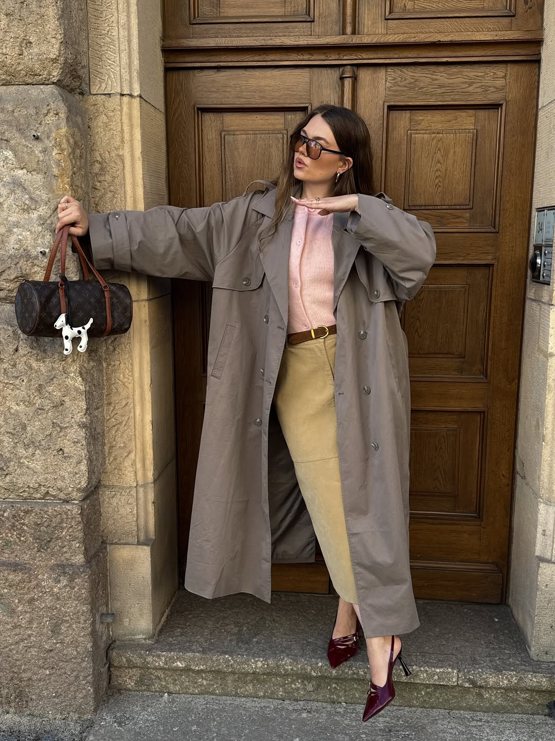 10 Librariancore Outfits That Put A Cool Spin On Smart Dressing