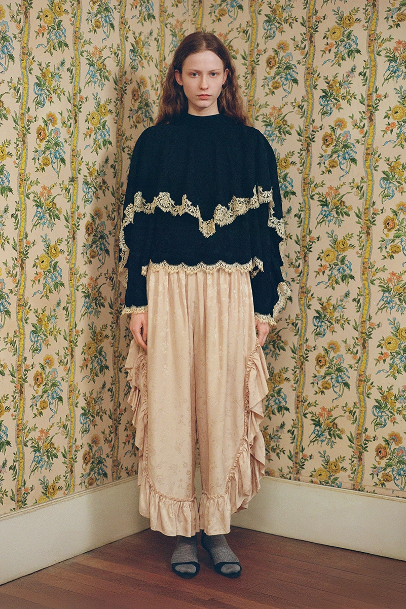 Sea Fall 2026 Mixes Alpine Knits, Lace And Sporty Layers