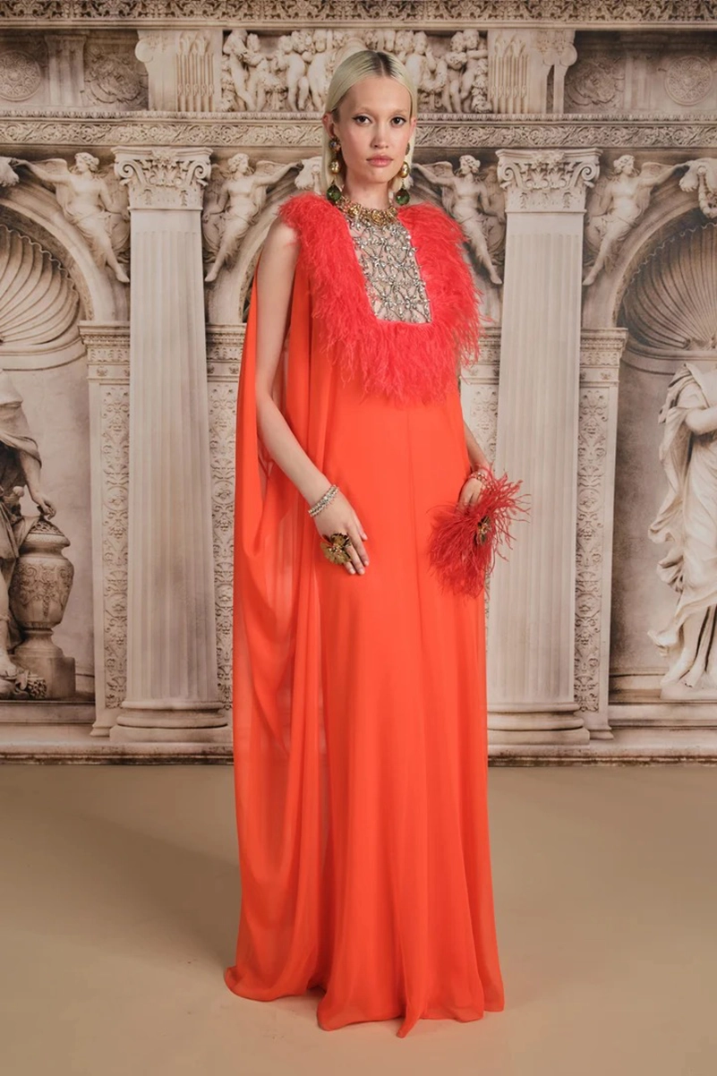 Reem Acra Resort 2027 Goes From Venetian Palazzos To Jewel-Tone Evenings
