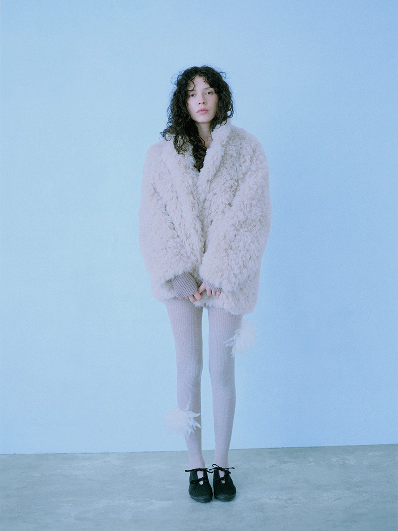 Leinwände Fall 2026 Makes Imperfection Part Of The Outfit